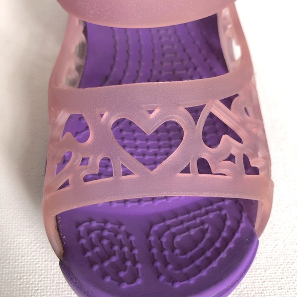 Crocs Toddler Adrina Hearts Sandals - Picture 4 of 9